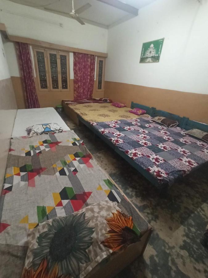 Jahangir Hotel 4*